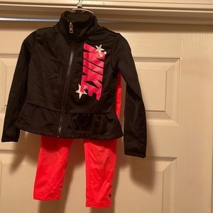 2 toddler Nike set